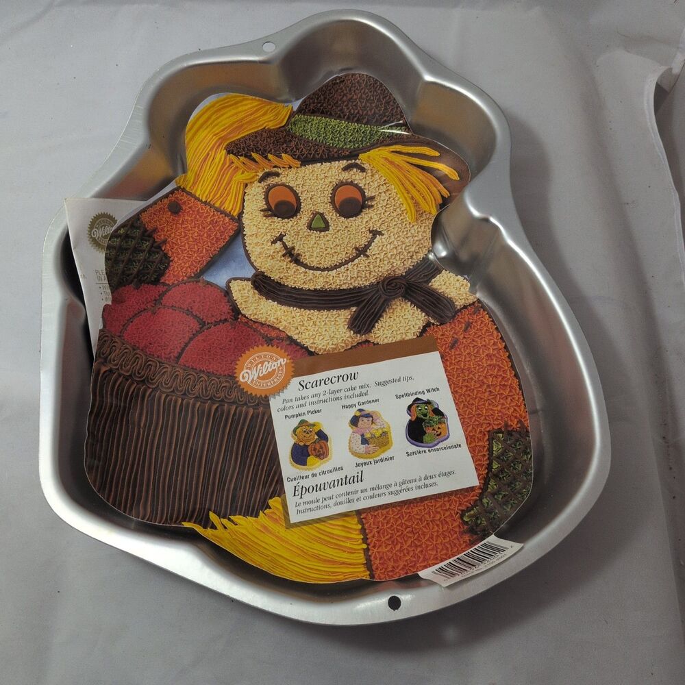 Wilton 1998 Scarecrow Witch Cake Pan 2105-2001